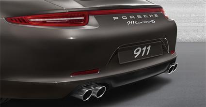 بورش 911 كاريرا 4 معايير غير مسبوقة من التماسك والأداء الديناميكي